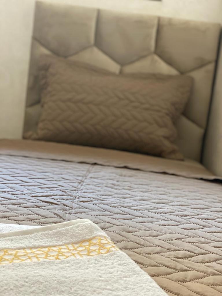 Bel Appartement De Plage - Rdc - Dahomey Beach ブズニカ エクステリア 写真