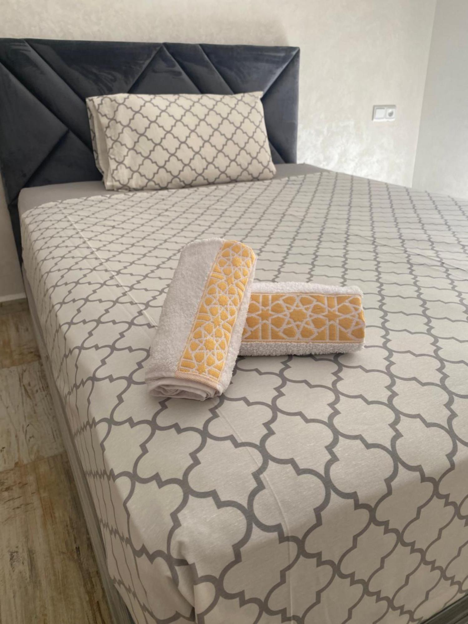 Bel Appartement De Plage - Rdc - Dahomey Beach ブズニカ エクステリア 写真